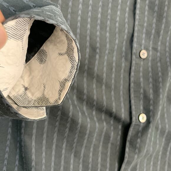 Robert Graham Mens L Black Striped Button Down Shirt Knowledge Wisdom Truth Mens - Picture 6 of 11